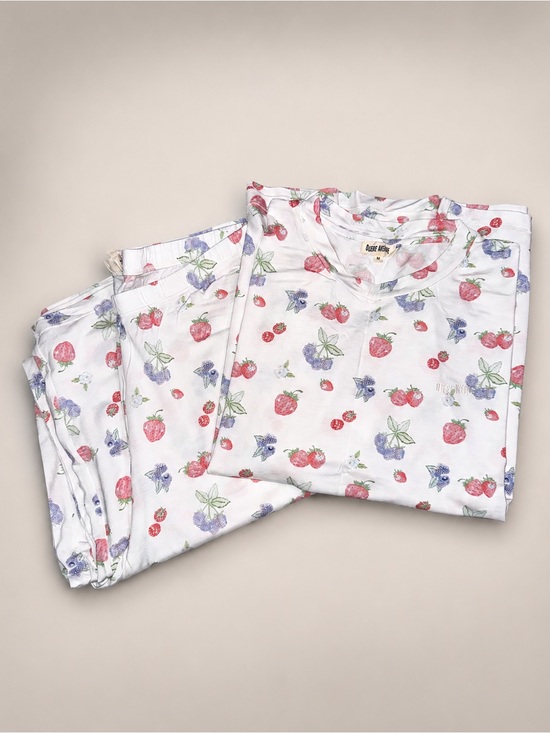 Djerf Avenue Other - Djerf Avenue Berry Pajama Set